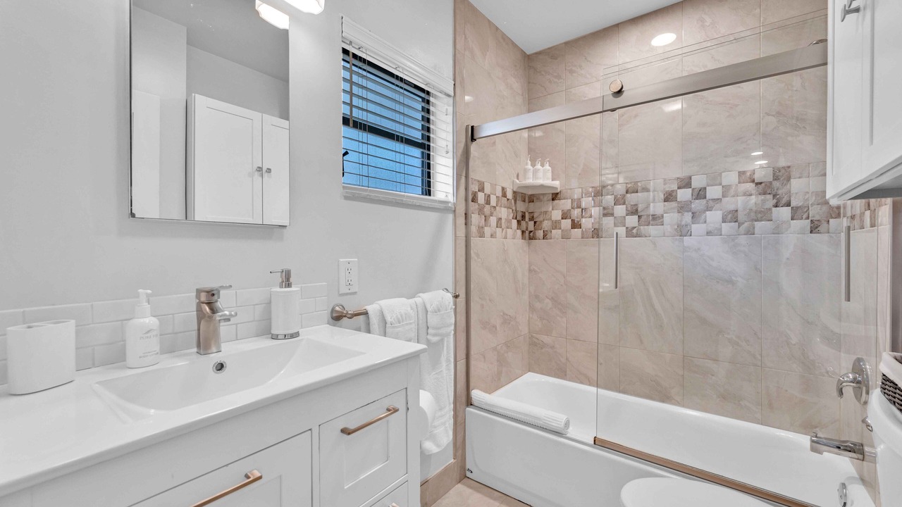 Photo of Bathroom in Coral Ridge