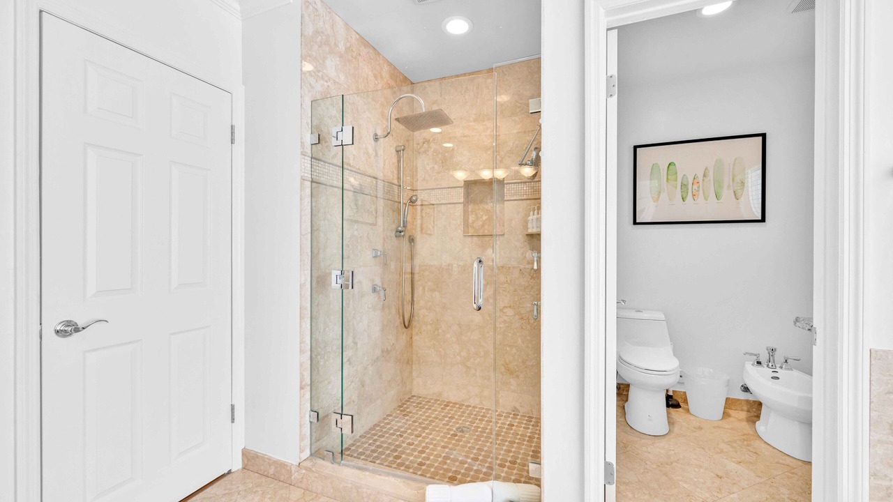 Photo of Bedroom in Coral Ridge