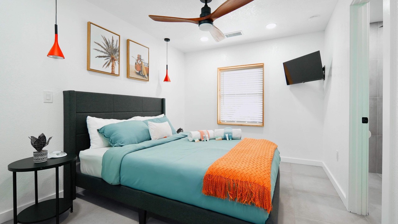 Photo of Bedroom in South Pinellas Community Council