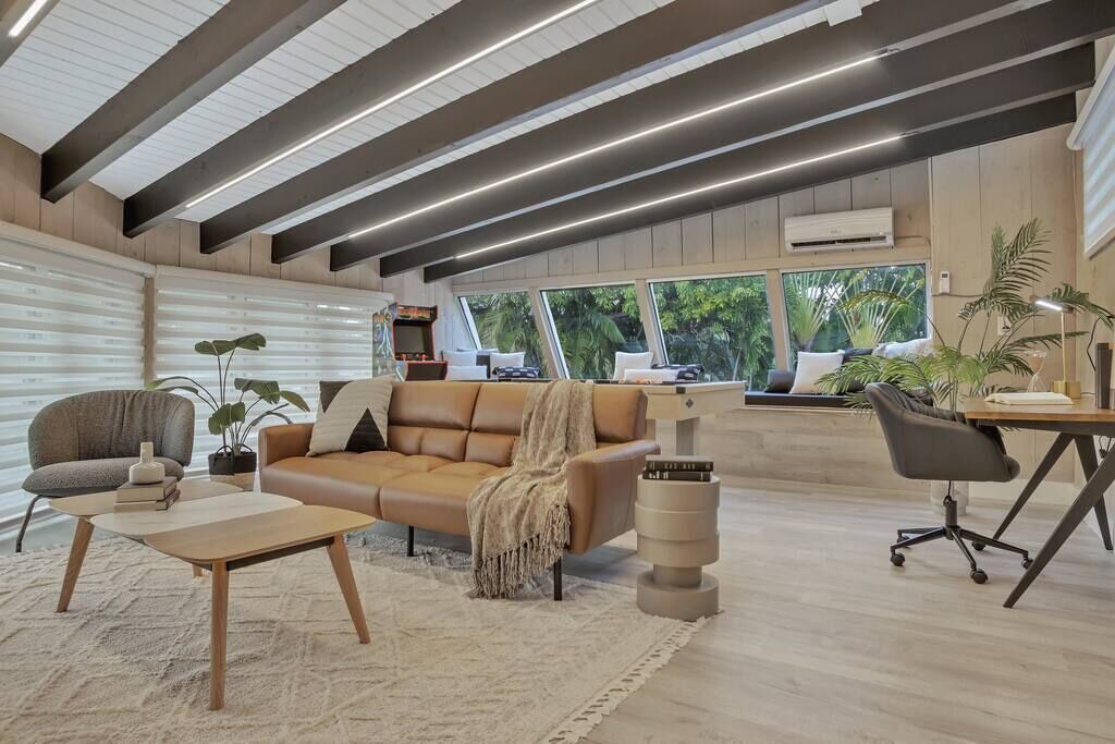 Photo of Livingroom in Wilton Manors