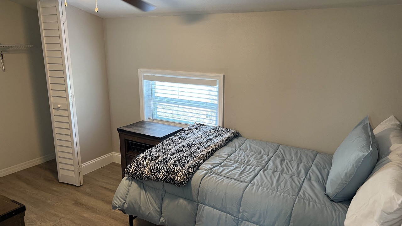Photo of Bedroom in Hudson
