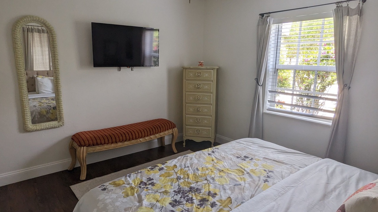 Photo of Bedroom in North Andrews Gardens