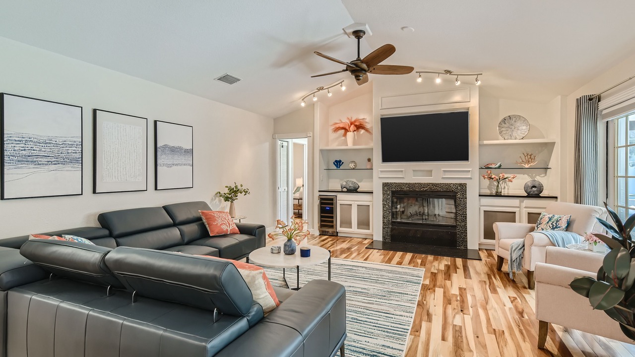 Photo of Livingroom in Clearwater
