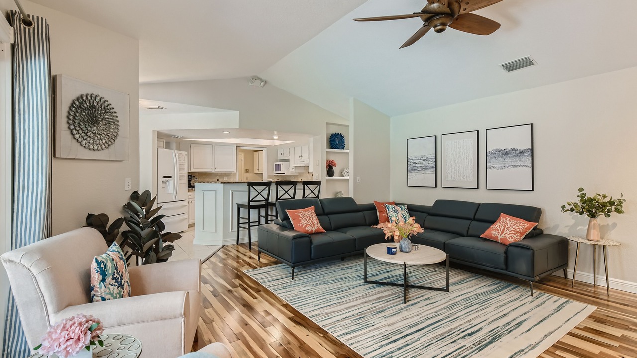 Photo of Livingroom in Clearwater