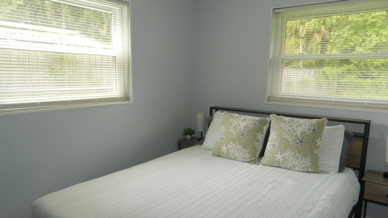 Photo of Bedroom in Chassahowitzka