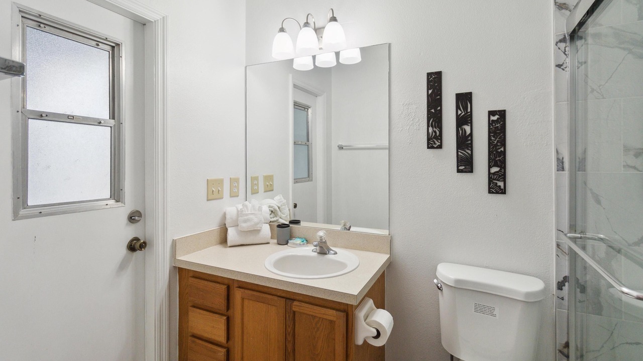 Photo of Bathroom in Sunset Ridge