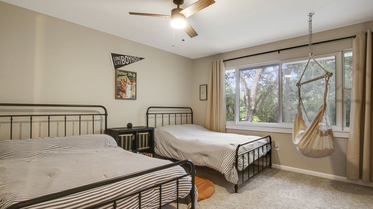 Photo of Bedroom in Palm Beach Country Estates