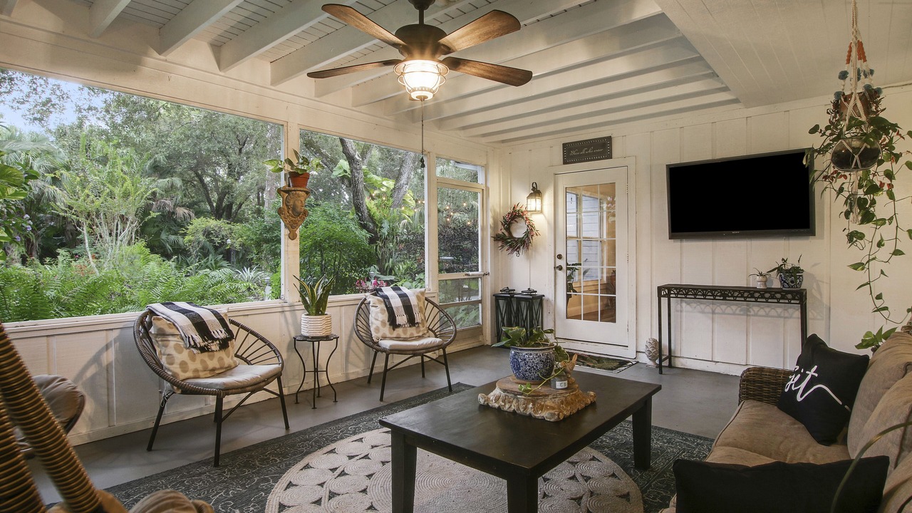Photo of Livingroom in Palm Beach Country Estates