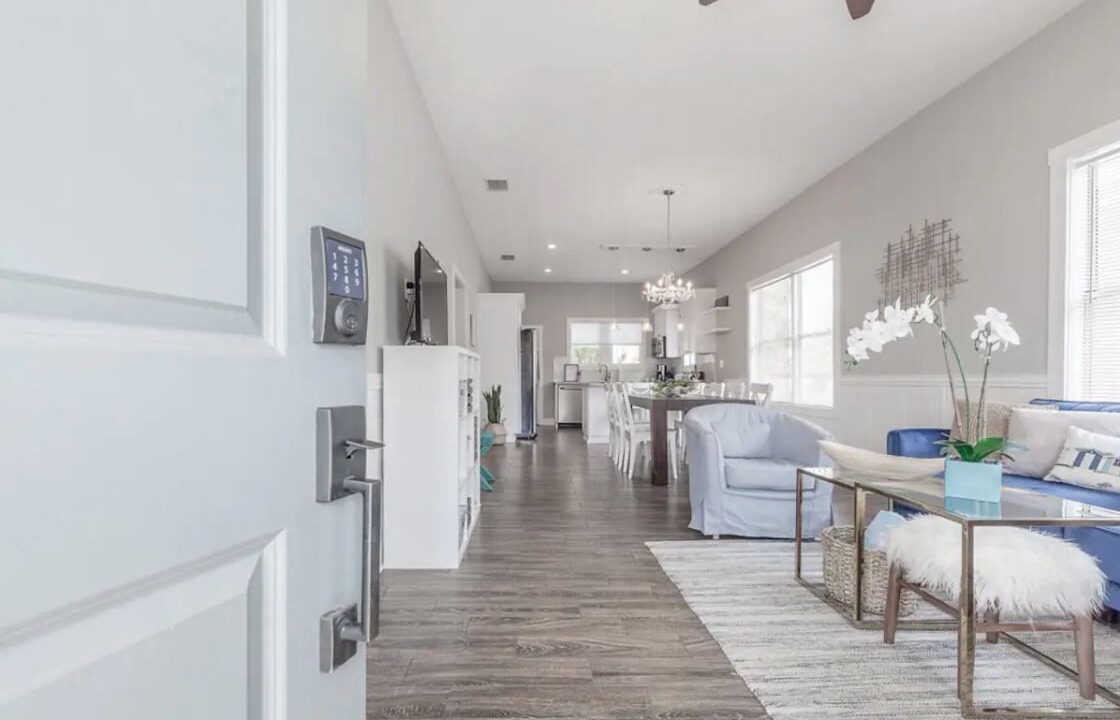 Photo of Livingroom in East Ybor