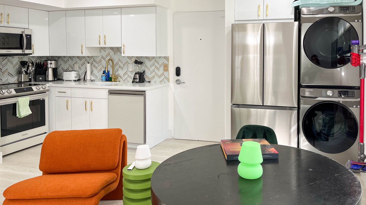 Photo of Kitchen in Flamingo/Lummus