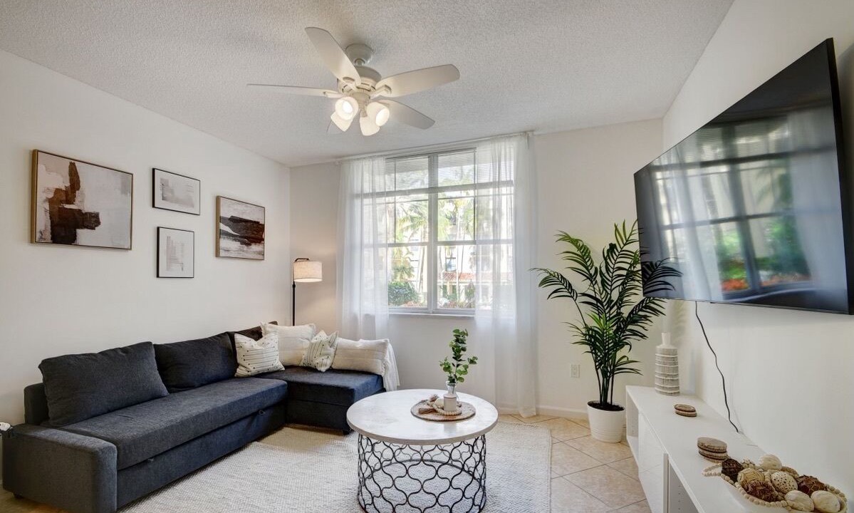 Photo of Livingroom in Downtown West Palm Beach