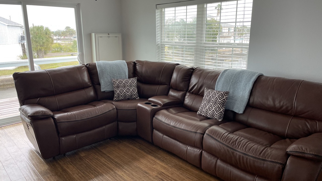 Photo of Livingroom in Hudson Beach Estates