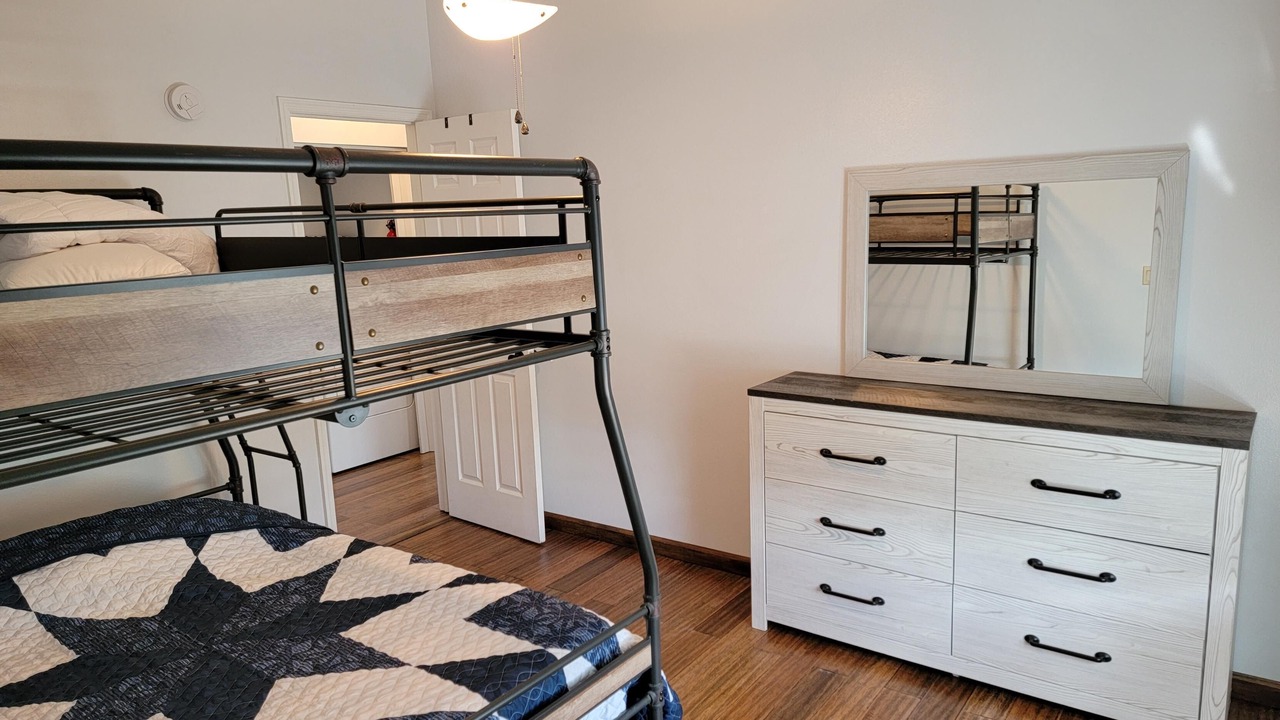 Photo of Bedroom in Hudson Beach Estates
