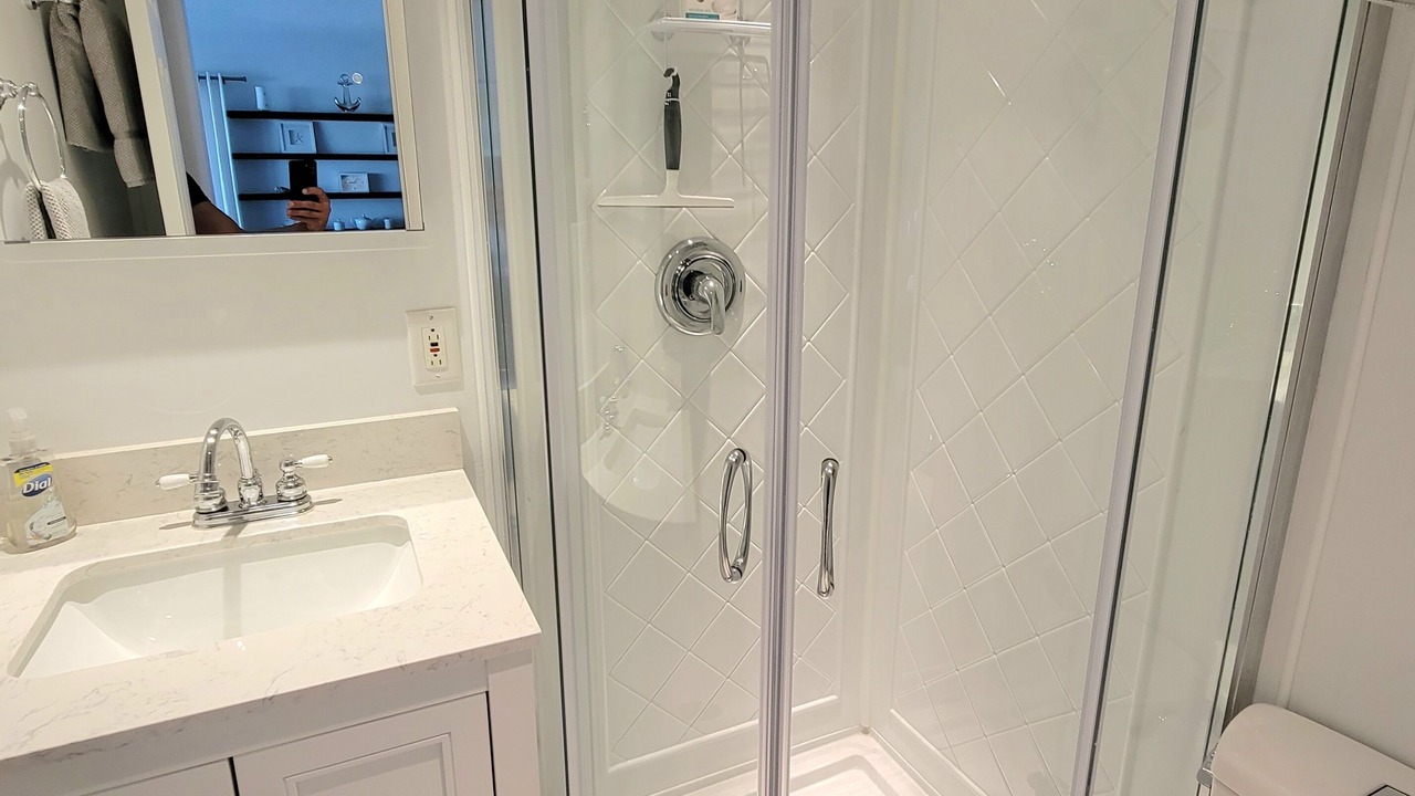Photo of Bathroom in Harbor Village