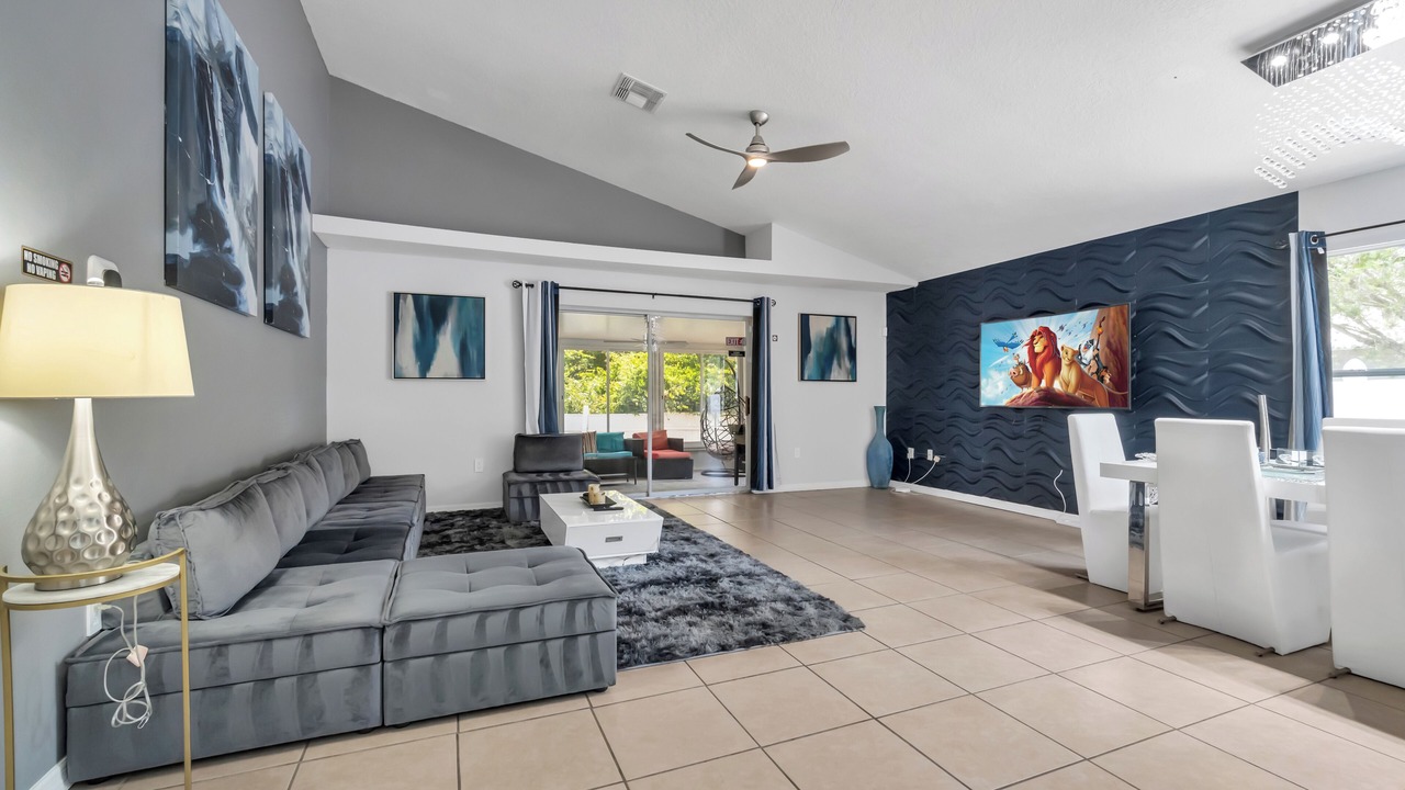 Photo of Livingroom in Thousand Oaks
