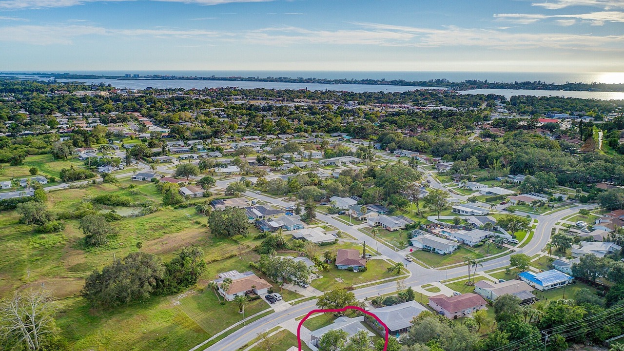 Photo of Others in Gulf Gate Estates