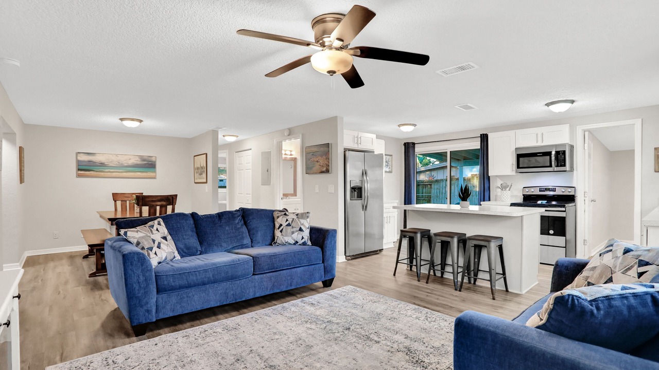 Photo of Livingroom in Orange Park