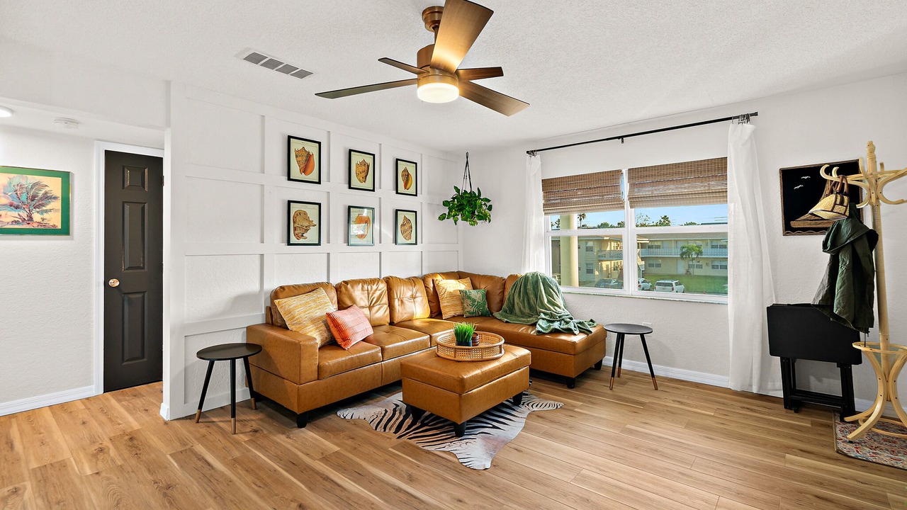Photo of Livingroom in Indian Harbour Beach