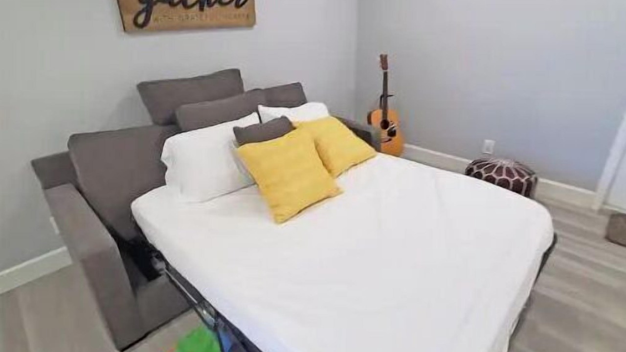 Photo of Bedroom in Lantana