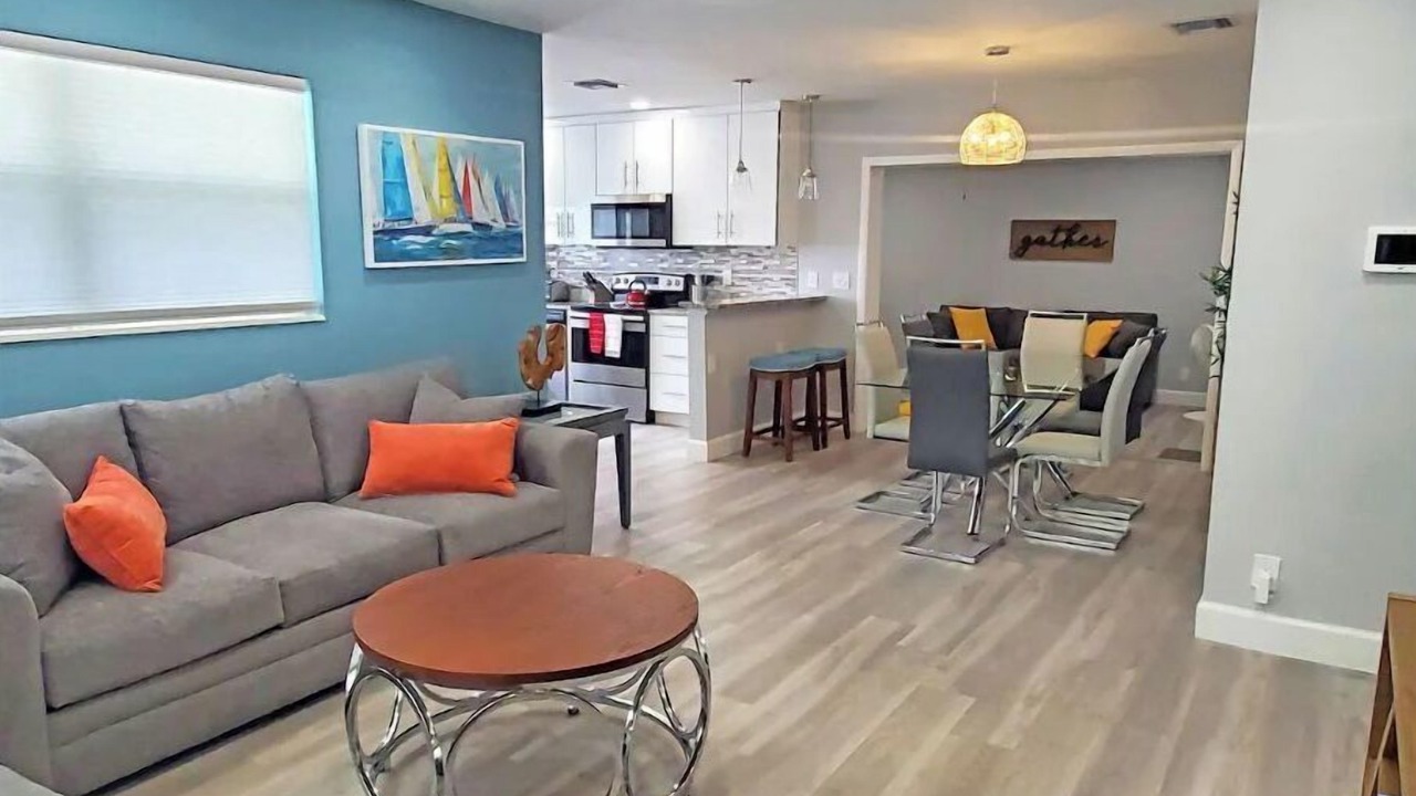 Photo of Livingroom in Lantana