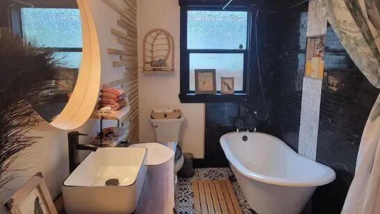Photo of Bathroom in East Ybor