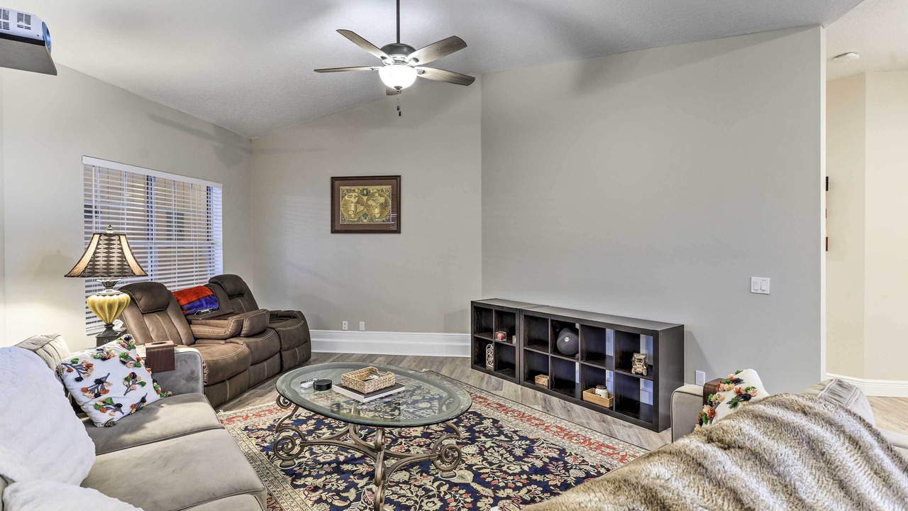 Photo of Livingroom in Titusville