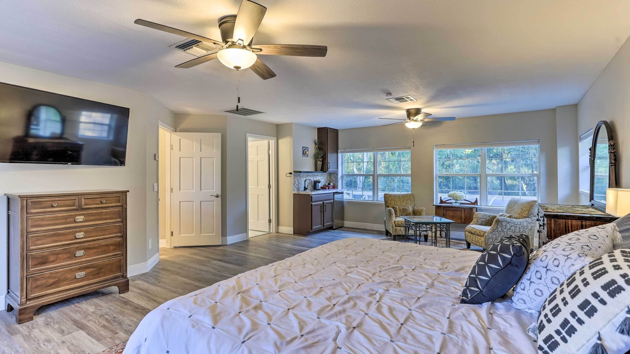 Photo of Bedroom in Titusville