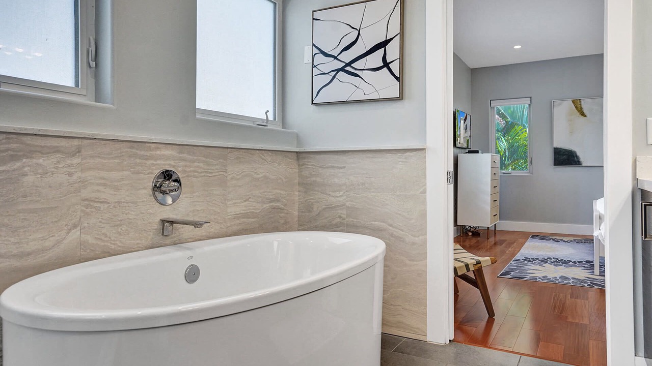 Photo of Bathroom in Victoria Park