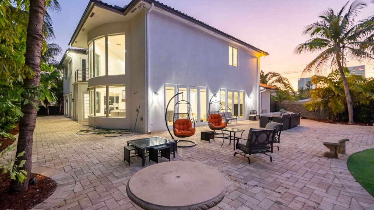 Photo of Patio Balcony in Dania Beach