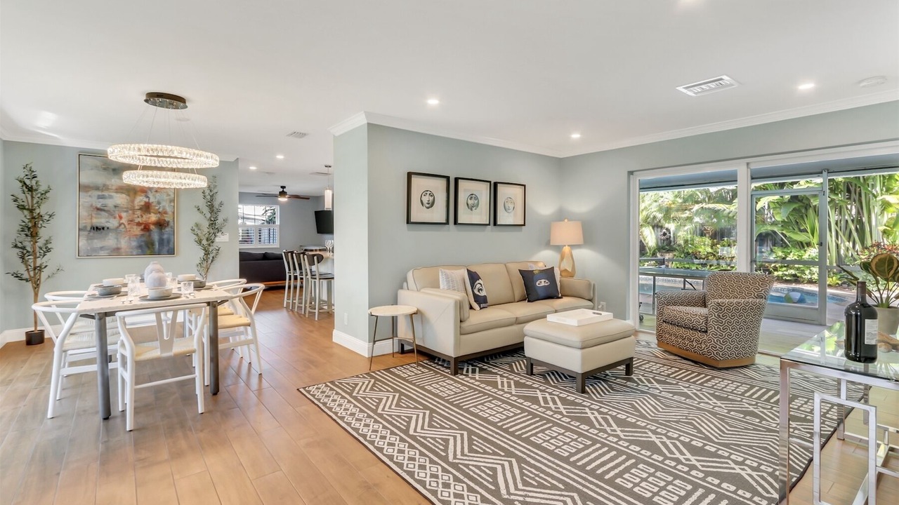 Photo of Bedroom in Coral Ridge Isles