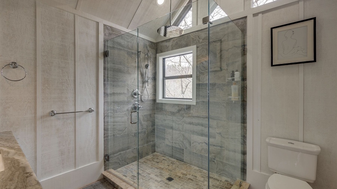 Photo of Bathroom in Highlands