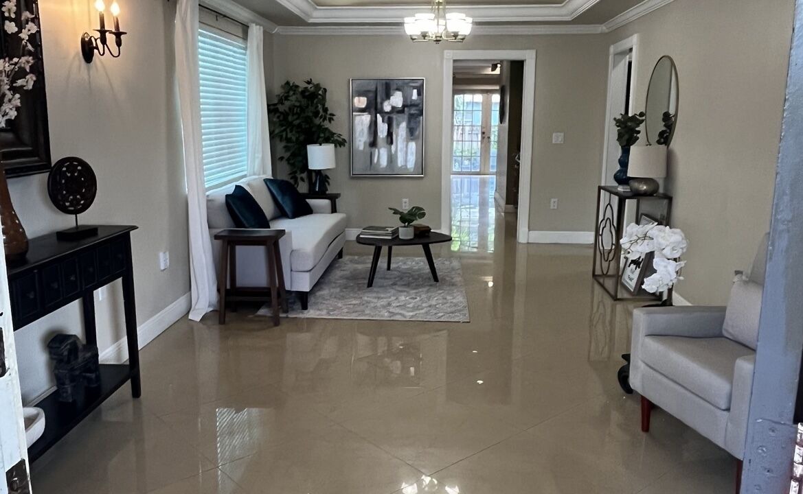 Photo of Livingroom in The Roads