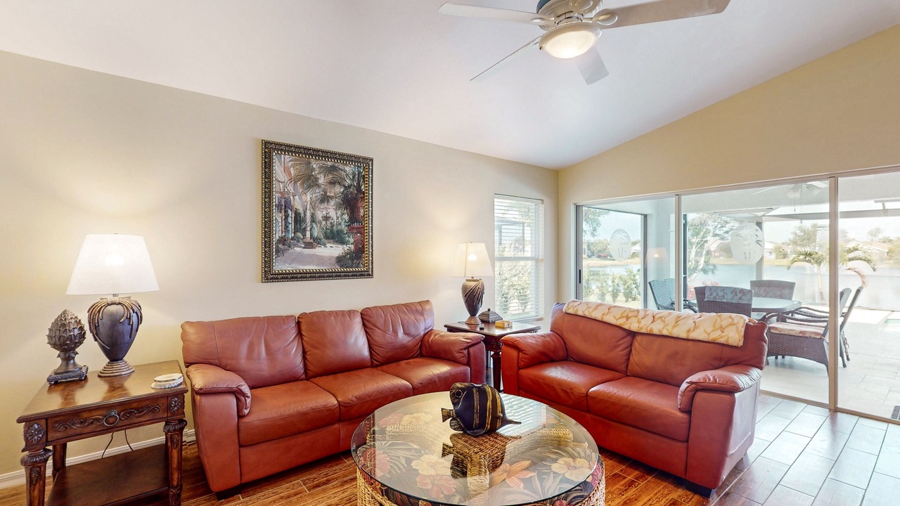 Photo of Livingroom in Beachwalk Isles