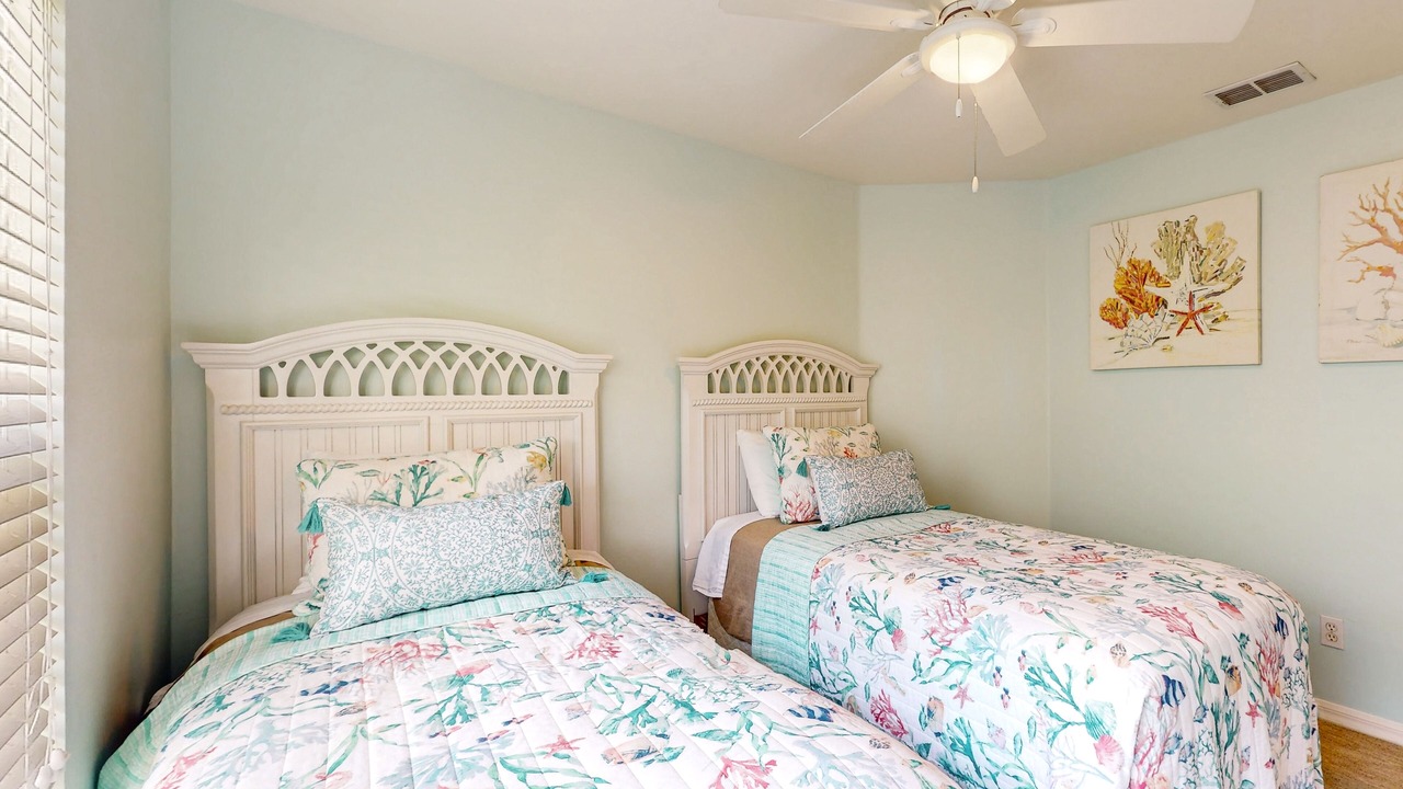 Photo of Bedroom in Beachwalk Isles