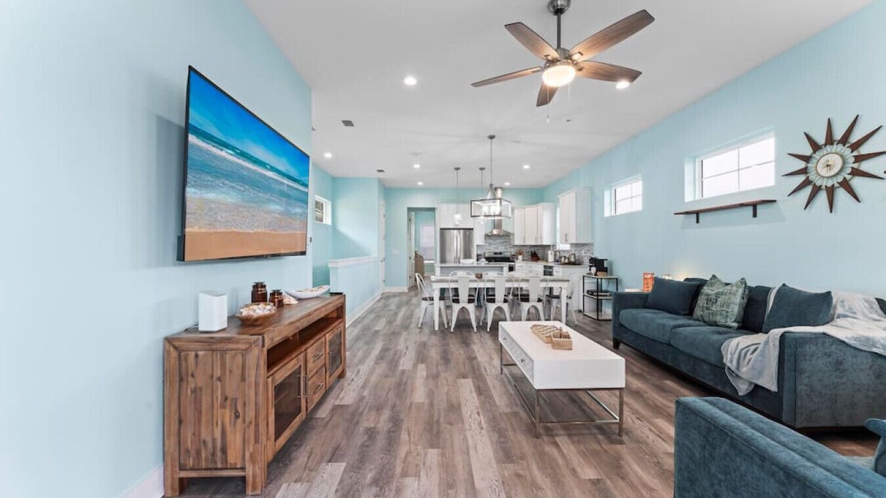 Photo of Livingroom in Jacksonville Beach