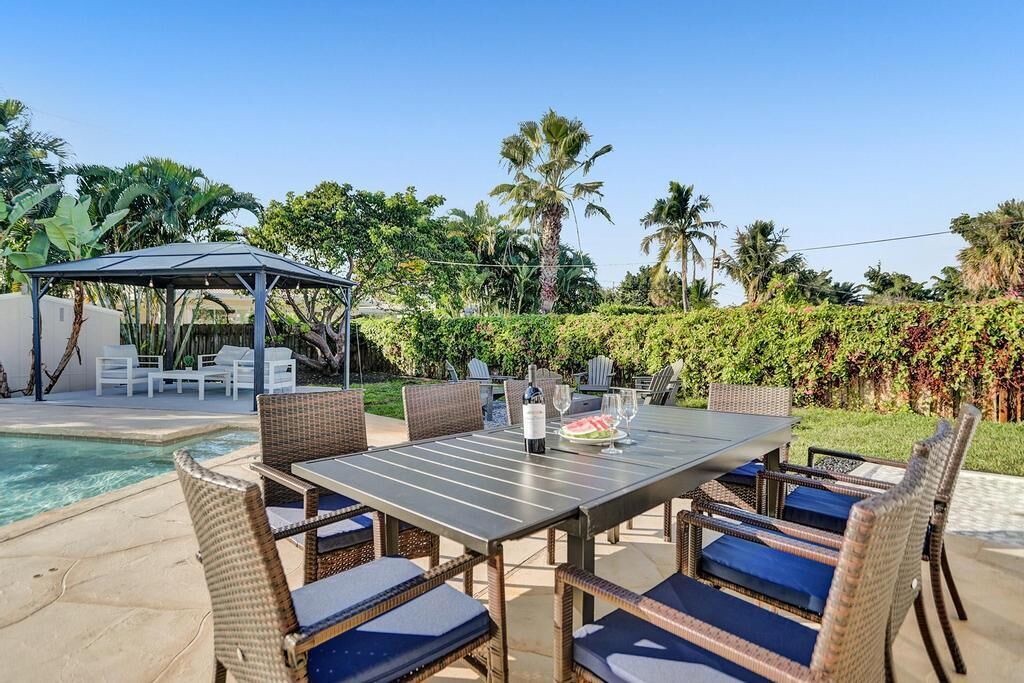 Photo of Outdoor in Lighthouse Point