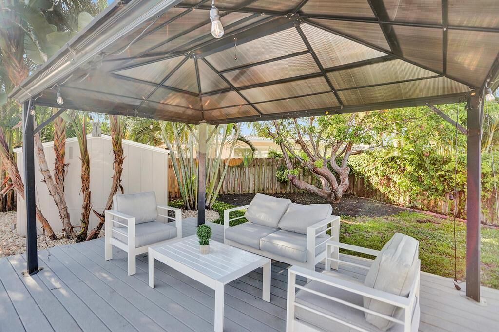 Photo of Patio Balcony in Lighthouse Point