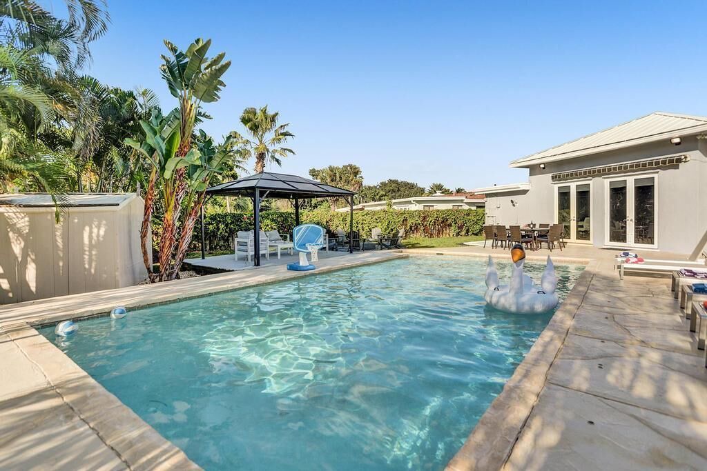 Photo of Outdoor in Lighthouse Point