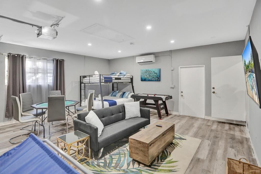 Photo of Livingroom in Lighthouse Point