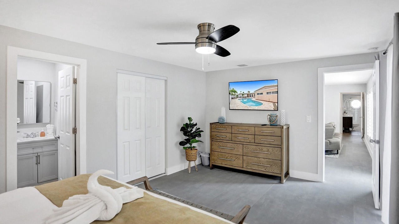Photo of Bedroom in Lighthouse Point