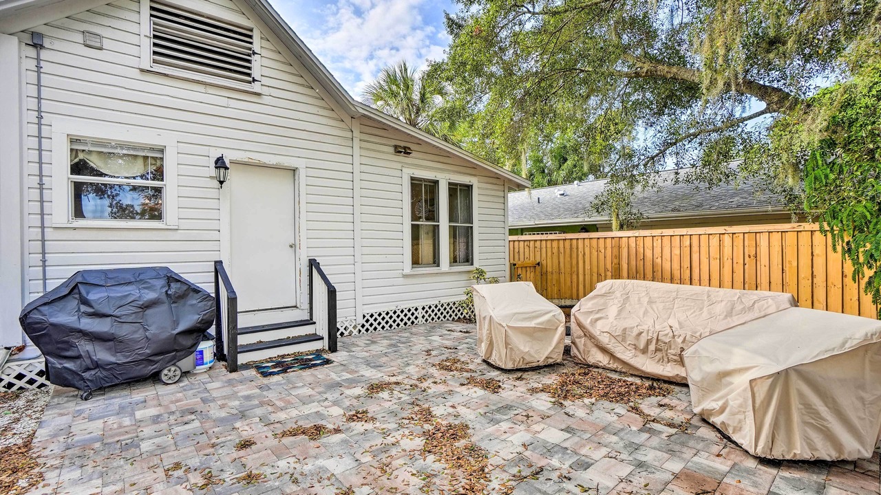 Photo of Patio Balcony in Tarpon Springs