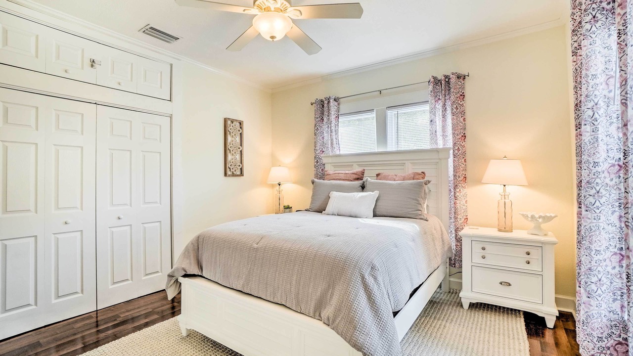 Photo of Bedroom in Tarpon Springs