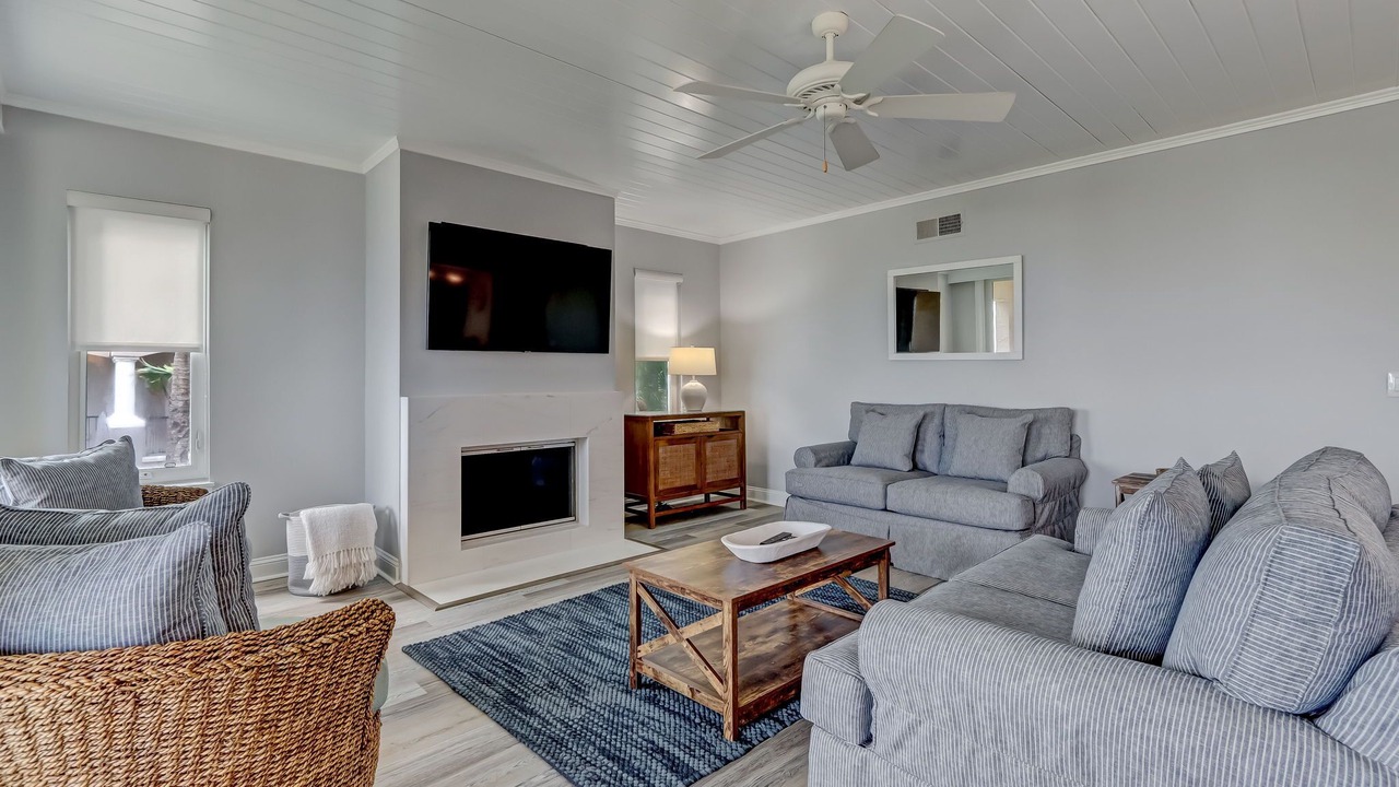 Photo of Livingroom in Fernandina Beach