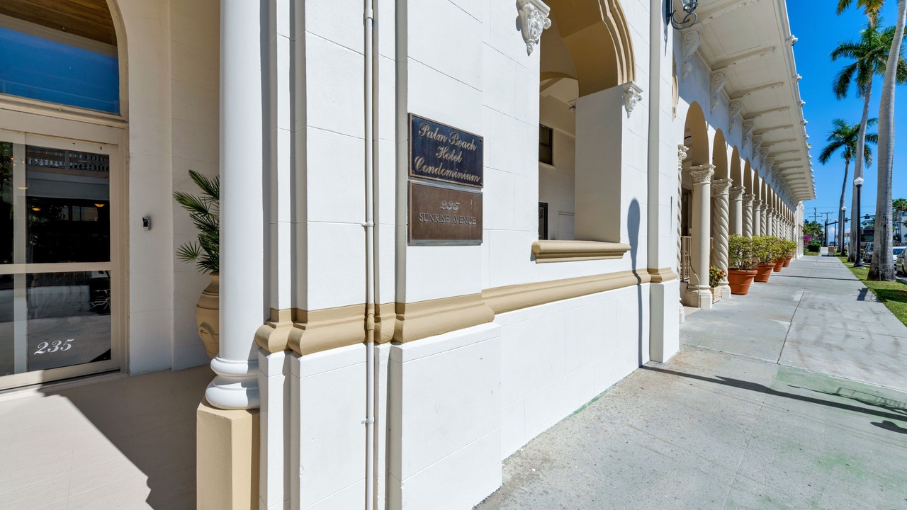Photo of Outdoor in Palm Beach - West Palm Beach