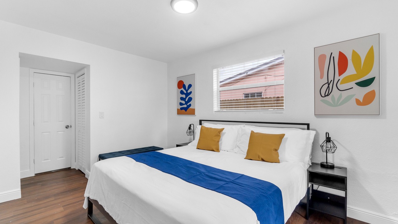 Photo of Bedroom in Lauderdale Lakes