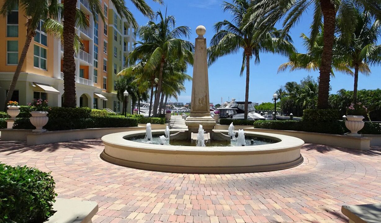 Photo of Outdoor in East Ocean Ave