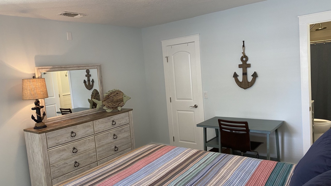 Photo of Bedroom in Seaview Park