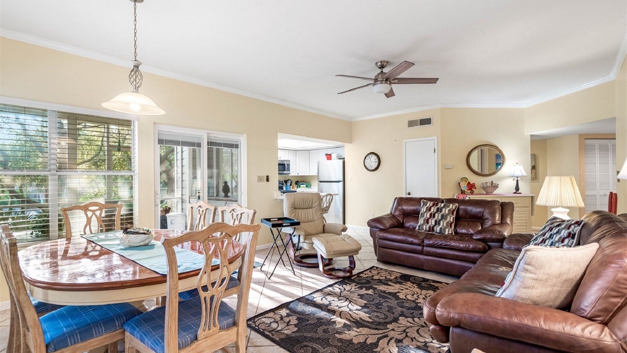 Photo of Livingroom in Gulf Pines
