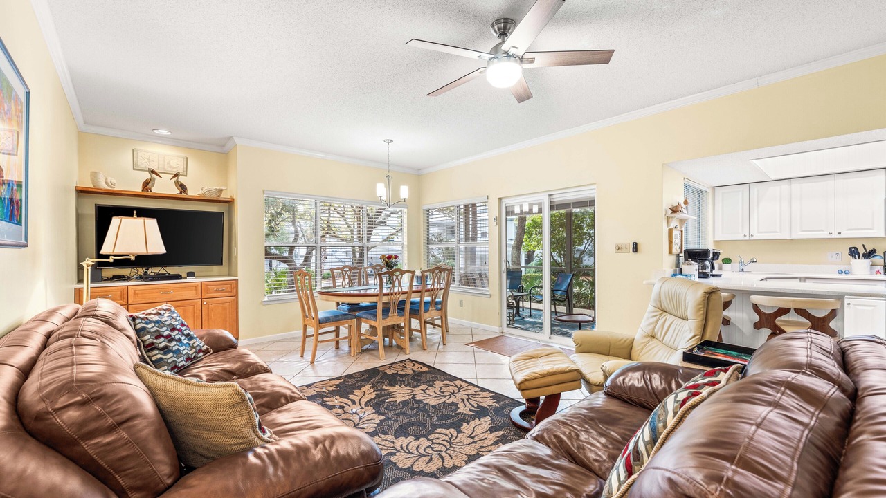 Photo of Livingroom in Gulf Pines