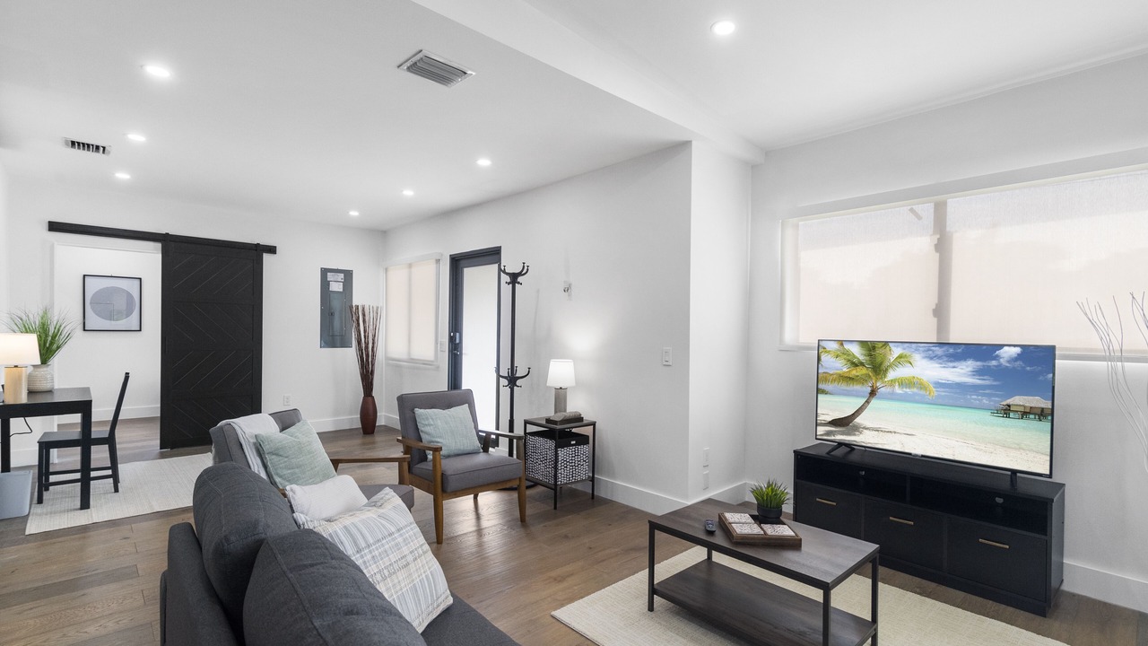 Photo of Livingroom in Coral Terrace